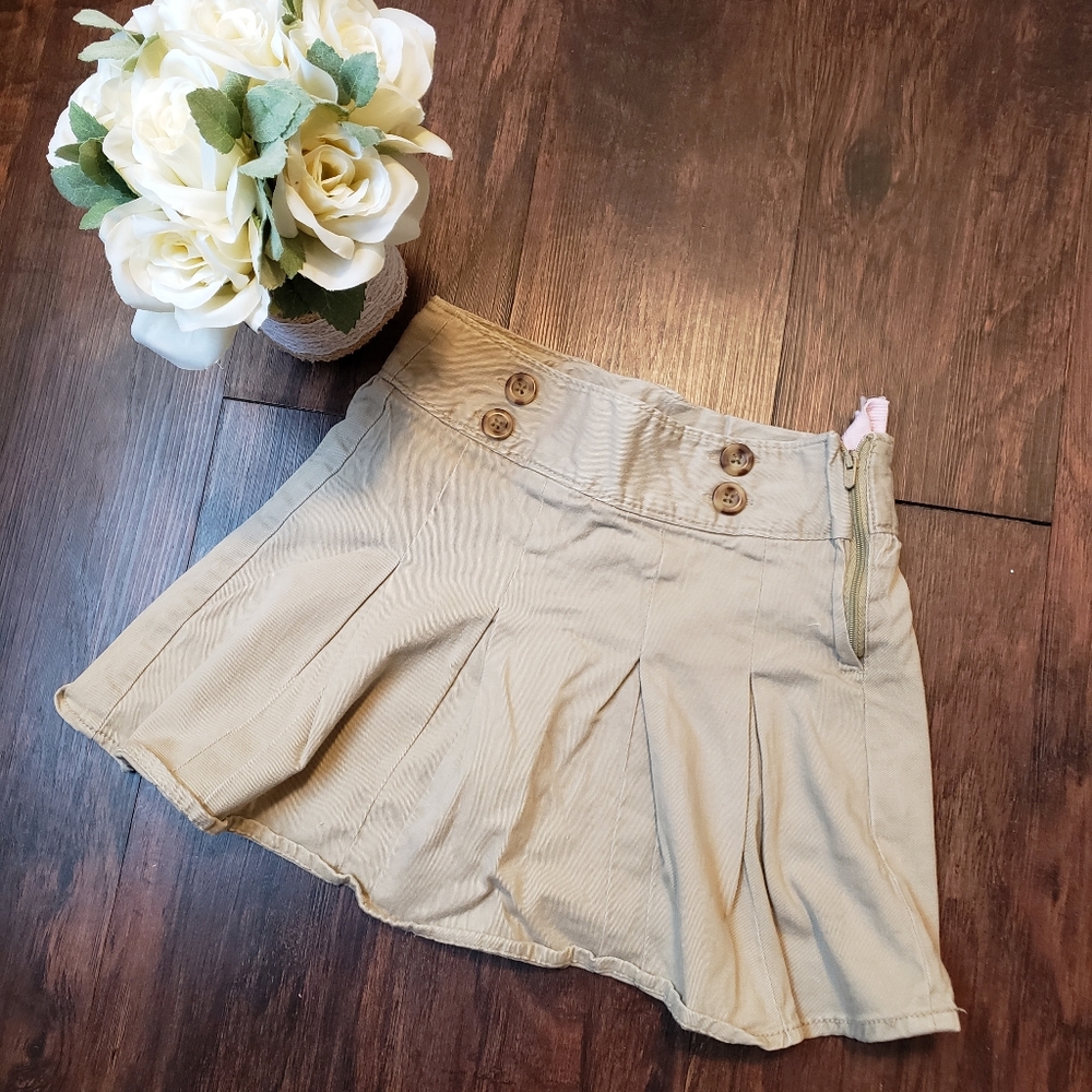 Schoold uniform skirt